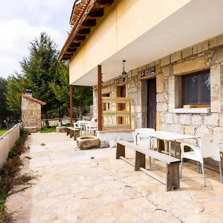 Casitas Rurales La Plataforma Hoyos del Espino